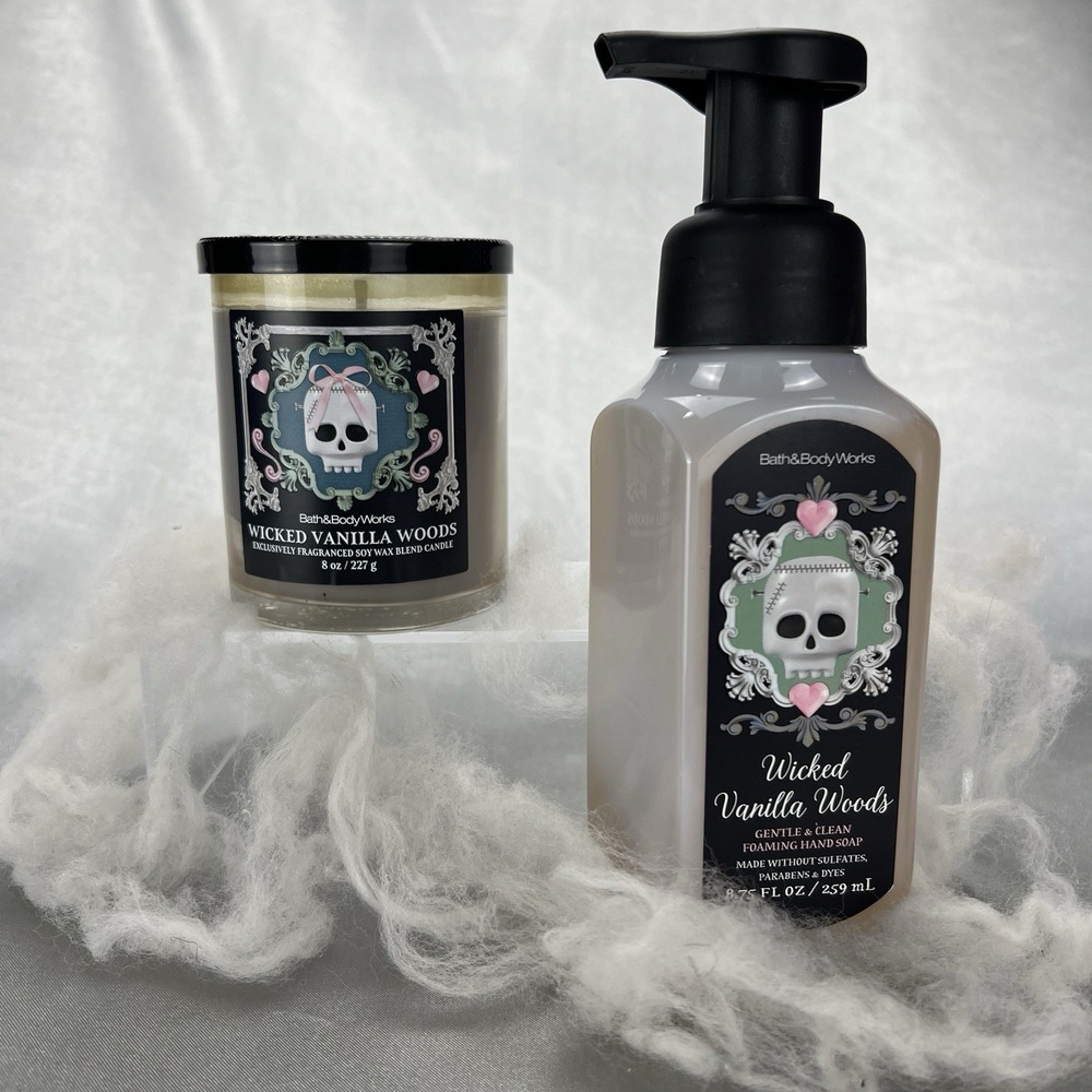 Bath & Body Works WICKED VANILLA WOODS Single Wick Candle/Foaming Hand Soap 2pc